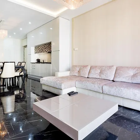 Apartment The Crystal Palace *